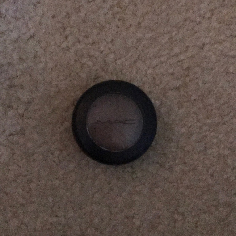 Mac eyeshadow